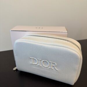 [BRAND NEW] Authentic Christian Dior Beauty GWP White Make-up Pouch with Logo